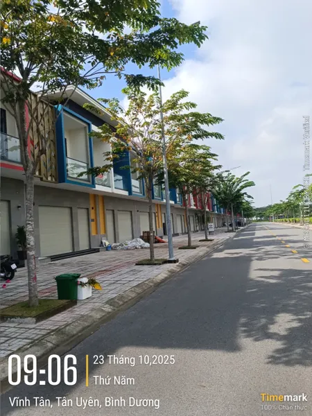 Bán 3 Căn nhà Liên Kế 2 Tầng dự án Sun Casa Hoà Lợi Đã Có Sổ giá Chỉ 2 tỷ 750