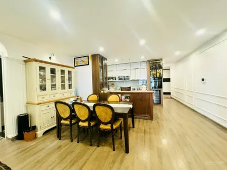 Cần bán 3PN diện tích 121m² - FLC 265 Cầu Giấy NT full hướng mát giá 14 tỷ