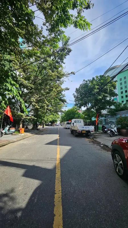 Bán lô góc Đồng Khởi & Trung Nghĩa 7, Đường 7m5 - Giá 9,8 Tỷ