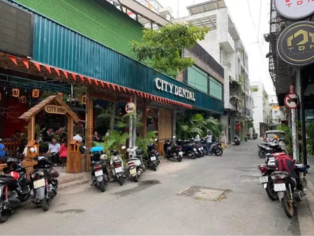 BÁN NHÀ 5 TẦNG-5 PHÒNG NGỦ-KẾ BẾN SIÊU THỊ AONE TÂN PHÚ-GIÁ CHỈ 10 TỶ-GỌI CHO EM XEM NHÀ