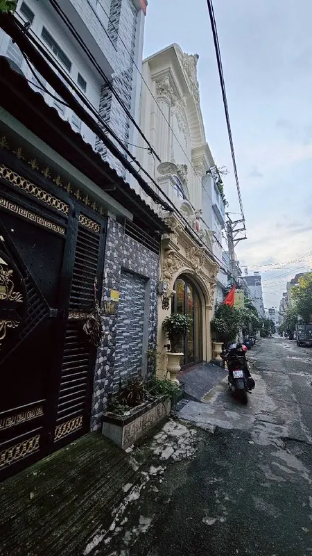 Bán gấp NHÀ  4 TẦNG HXH Đ SỐ 8 -BHHB BÌNH TÂN