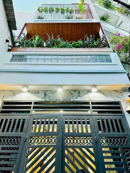 Chú Hưng BÁN NHÀ GIÁ TỐT Đường Trần Huy Liệu giá 2 tỷ 350  DT 64,6m2 P.15 Q. Phú Nhuận Tphcm