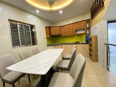 Nhà dân xây 50m2 tại Mỗ Lao, Hà Đông. Gồm 4 phòng ngủ, có sân chơi, 40m ra đường ô tô tải, bãi gửi xe giá 7,8 tỷ