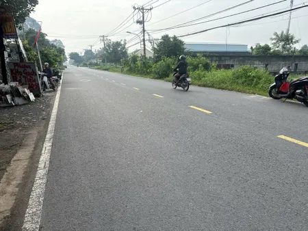 (B563) Đất mặt tiền Nguyễn Kim Cương, xã Tân Thạnh Đông, dt 587m2, thổ cư 512m2, giá chốt 7 tỷ  thương lượng