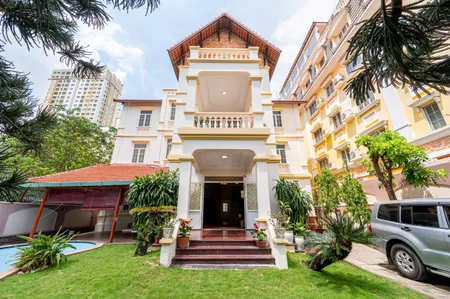 BDS HVL CHỦ GỬI: CHO THUÊ VILLA 216/3 NG VĂN HƯỞNG Q2 7PN GIÁ 140TR