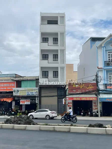 👉40 triệu - CHO THUÊ NHÀ 5 TẦNG (có thang máy) MẶT TIỀN ĐƯỜNG TRẦN VĂN HOÀI