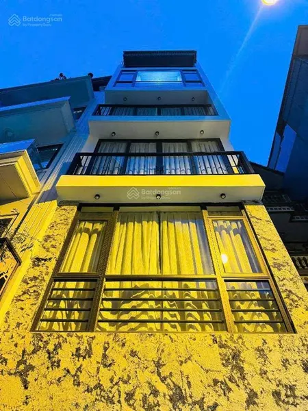 Phân lô gara oto giảng võ7 tầng thang máy2 thoáng trước saugần phố.dt 42m7 tầng19.5tỷ