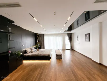 Giảm giá bán gấp phân lô quân đội lê trọng tấn thang máy ô tô tránh 85m x 7 tầng 28.5 tỷ