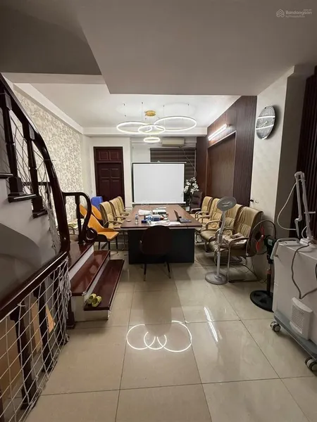 21.5tỷ nhà mặt phố phú diễn, bắc từ liêm. dt 58/80m2, 6 tầng, kinh doanh spa.