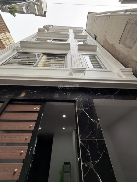 Bán toà chdv cổ nhuế, bắc từ liêm, 60m2*7t, 16 phòng, ngõ nông, ô tô cách 50m, 2 thoáng trước sau