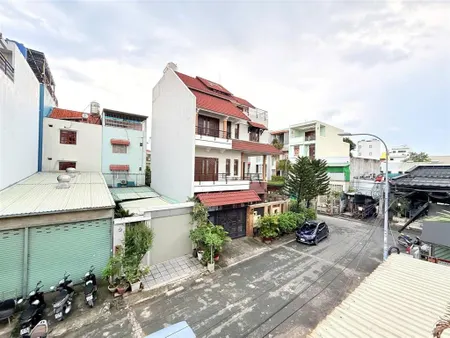 Chủ giảm chào 500tr, giá 9.5 tỷ tl. nhà hxh 4 tầng, tô ngọc vân, linh đông , thủ đức