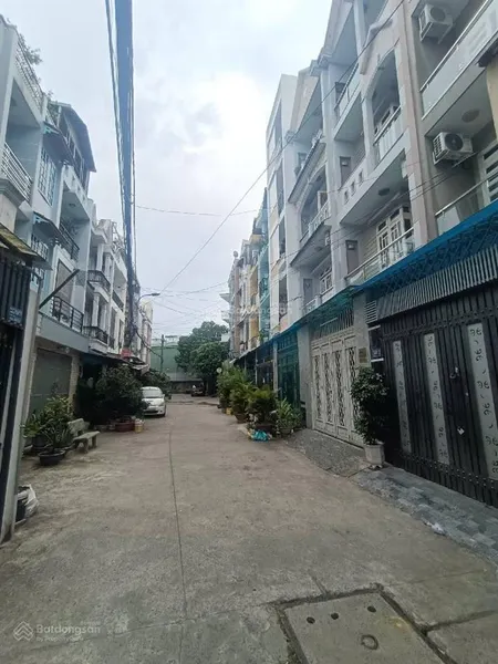 Bán nhà hẻm xe tải diện tích 82m² 5x16m, giá 7,6tỷ,sát mặt tiền tiện xây mới khu vực đc xây 5tầng ,