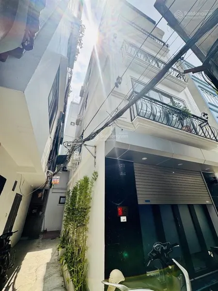 Bán nhà tam trinh, phường mai động, hoàng mai, 38m2 5 tầng, mặt tiền 4.4m, 8.68 tỷ. lô góc thoáng