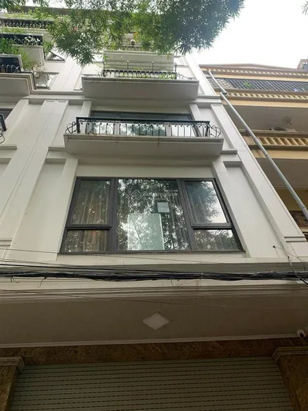 Bán nhà phố trần thái tông cầu giấy, 45m2, 4 tầng, mt 4,2 mét, ngõ ô tô. giá 9,8 tỷ