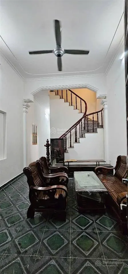 Bán nhà đường ngô quyền, la khê, hà đông, 20m ra mặt phố, nhà dân xây 5 tầng, sổ 45m2, 3tầng, 7.8tỷ