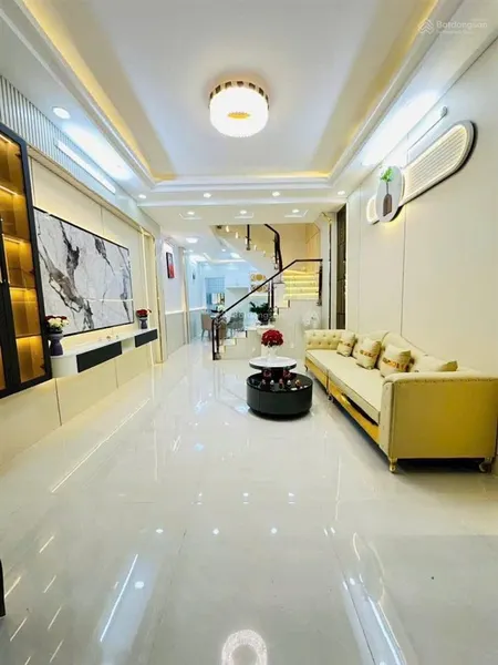 Bán nhà cầu am vạn phúc, lô góc, gần ô tô, full nội thất, 47m2, 4 ngủ, mt 4.2m, 9.2 tỷ
