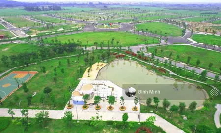 Chính chủ bán liền kề hud central mê linh, 157m2, căn góc đường 24m, sẵn nhà thô hoàn thiện, sổ đỏ