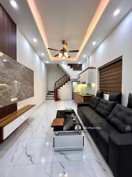 Bán nhà đội cấn ngõ thông, kinh doanh, tặng nội thất, 37m2*5t