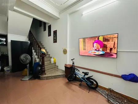 Giảm chào 300 triệu. giá mới chỉ 7.2tỷ nhà lõi ba đình khu 7.2ha vĩnh phúc ngõ to 3 gác.