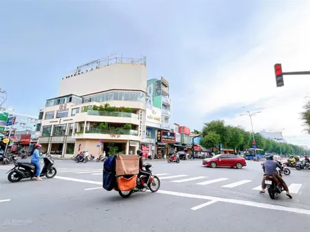 Bán nhà mặt tiền đường lê trọng tấn, phường sơn kỳ, quận tân phú. dt 95m2, giá 15,5 tỷ