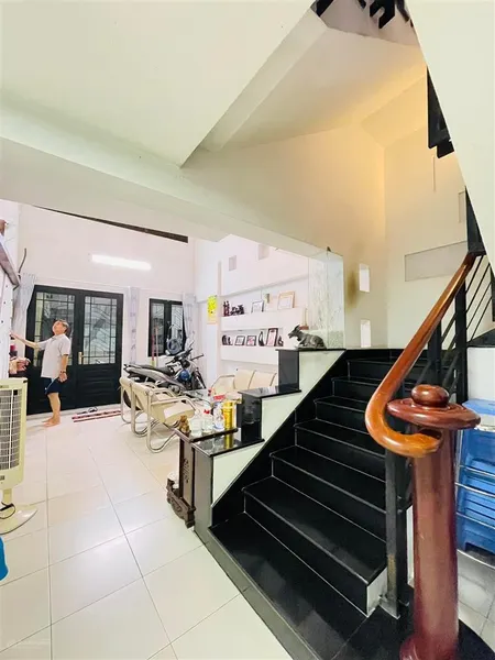 Đối diện aeon tân phú 4 tầng dt 53m2 chỉ 5.4 tỷ