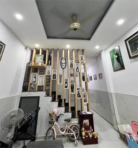 🚨 🏢NHÀ 3 TẦNG SÁT MT ĐƯỜNG LÒ LU, DIỆN TÍCH 68M2, GIÁ 6.8 TỶ GẦN NGÃ 3 LÒ LU- LÃ XUÂN OAI, KHU CÔNG NGHỆ CAO Q9 ⏰