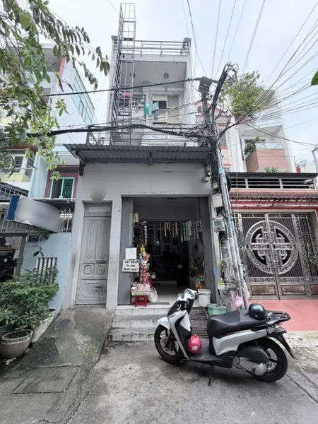 Chỉ 96tr/m2, nhà 4 tầng, hẻm 8m, 30 phòng cho thuê kín, ngay khu Độc Lập