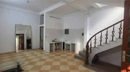 Cho thuê nhà ngõ 245 Phố Định Công 40m² x 2,5 tầng, 2PN, 1PK, 2 wc, 8.5 Triệu