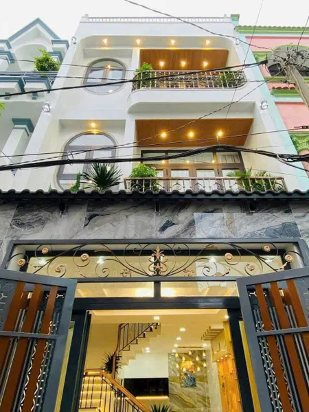 NHÀ GIÁ RẺ YÊN THẾ 2tỷ550tr P2 TÂN BÌNH HẺM Ô TÔ