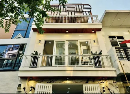Cô Kiều BÁN NHÀ SIÊU RẺ 29,4m2 giá 1tỷ800tr Đường Trương Quốc Dung P10 Quận Phú Nhuận HCM
