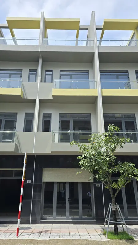 🏡 NHÀ MỚI ĐÔNG HÒA, DĨ AN - ĐƯỜNG THỐNG NHẤT - 68M2 - 4 TẦNG - 4,5X15
