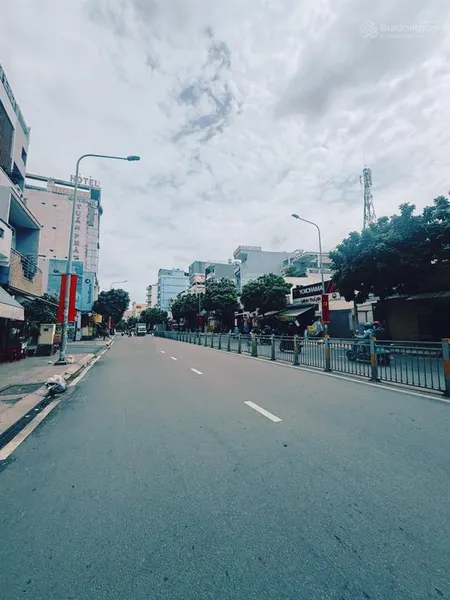 Bán nhà mặt tiền kinh doanh lô góc ngang hơn 6m ngay trung tâm tân phú luỹ bán bích thạch
