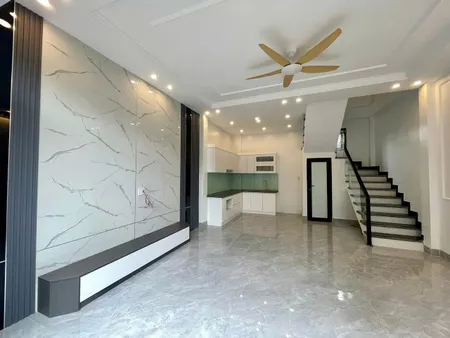 Bán nhà Nghĩa Tân 30m², 4 tầng, ô tô tránh, mặt tiền 3.5m, trung tâm Cầu Giấy 10,6 tỷ