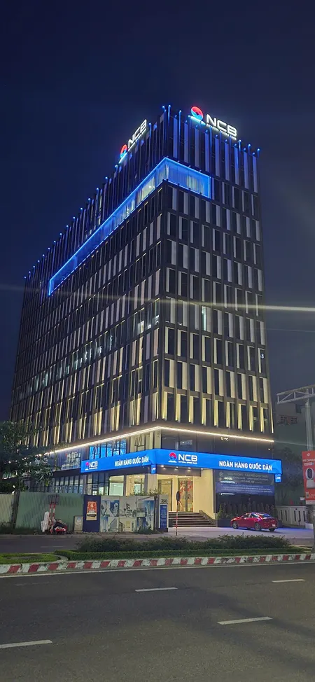 Bán toà nhà Building 12 Tầng - Đường Nguyễn Văn Linh, ngay Công Viên 29/3