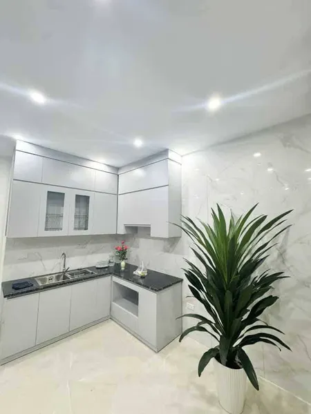 **💥 Bán Nhà Bát Khối, Long Biên 33m2, 5T giá 5,85 tỷ (ngõ thoáng, ô tô đỗ gần) 💎**