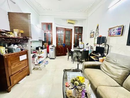 Bán gấp nhà Hoàng Hoa Thám 50m² gần phố ngõ thông kinh doanh nhỏ giá 11 tỷ