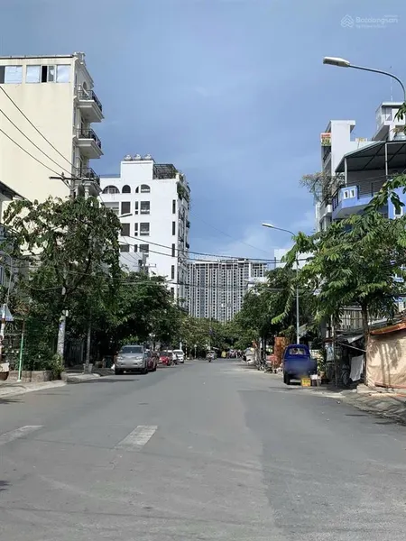 Đất trung tâm q7 (11x25m) mặt tiền đường số 10, lý phục man gần chợ, gần đại lộ nguyễn văn linh