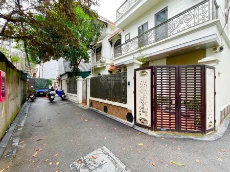 Lô góc, ô ô tránh, kd, vp, thanh am, đặng vũ hỷ, việt hưng, dt 96 m, mt 4.7 m, giá 12 tỷ 9