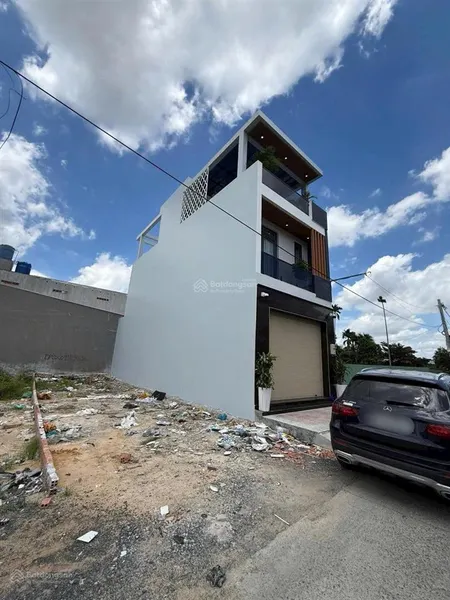 Bán lô đất tx24 mặt tiền bờ kênh thông tô ngọc vân ra ub phường thạnh xuân