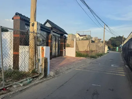 Bán đất 318.1m² giá 9.6 tỷ Phường Đông Hòa