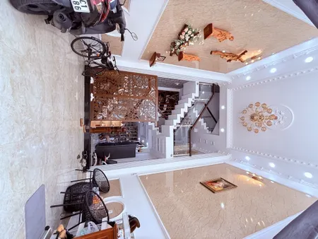 Nhà 5 Tầng - Hẻm Xe Hơi, DT: 52,6m² ngang 4m giá 7.8 tỷ Phường An Hội Đông