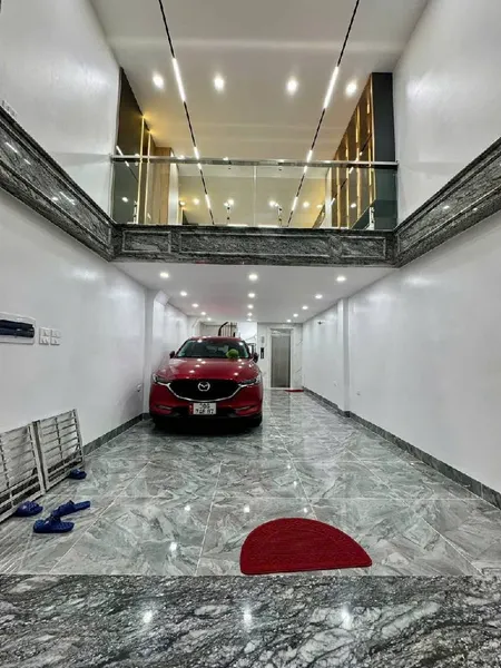 Bán nhà ngõ 299 đường hoàng mai 6 tầng thang máy long lanh phân lô ô tô 7 chỗ vào nhà kinh doanh