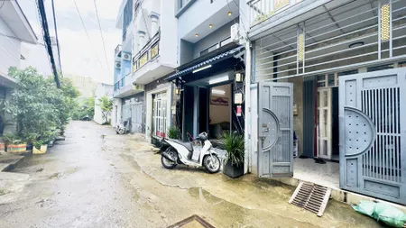 Bán nhà Giá 3 tỷ 390tr HXH 8m Đ.Minh Phụng, P.2, Quận 6, 56,72m2, 5PN, 4WC, 2 TẦNG ,SHR ,CC trong ngày