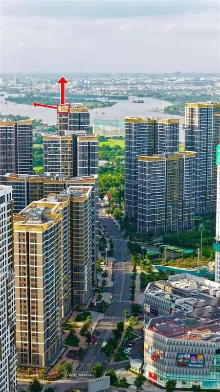 Hàng ưu đãi từ cdt vinhomes 3pn view sông khu bs giá chỉ 4,813ty