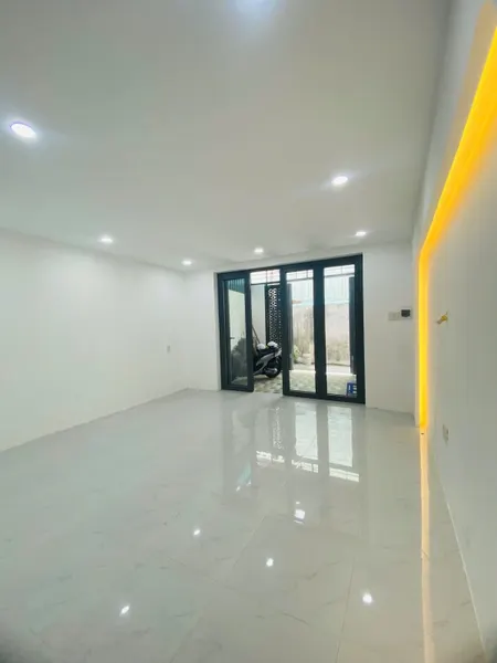 Bán nhà An Phú Đông - 2 tầng - 2PN