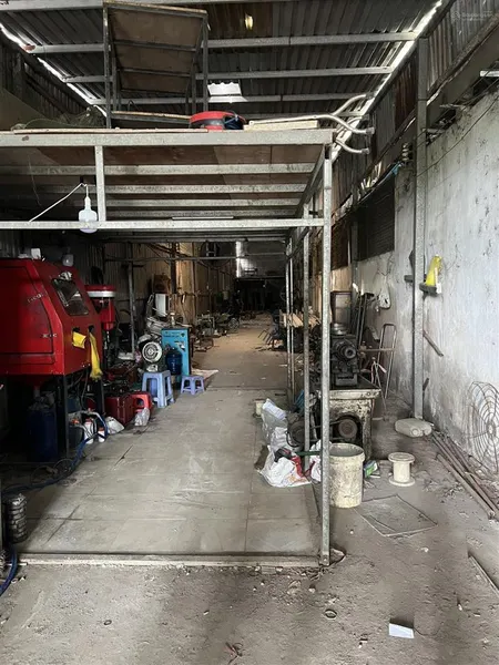 Bán nhà kho xưởng mặt tiền đường lô 2 ấp 7 lê minh xuân, 217,7m2