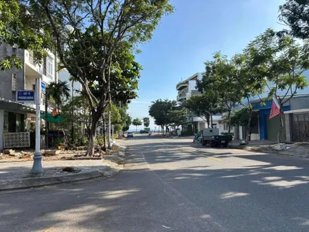 Bán đất 5x14m tặng nhà sát Biển Nguyễn Tất Thành - Giá 4,68 Tỷ