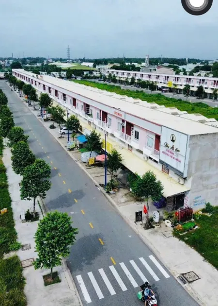 Bán nhà mặt tiền Kinh doanh TP Mới Bình Dương + dãy trọ phía sau. Giá chỉ 3ty880