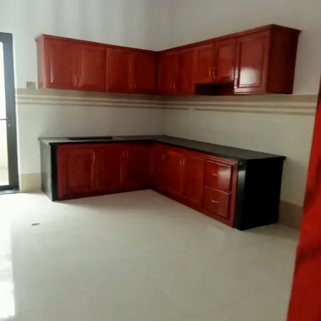 NHÀ HOÀN THIỆN 4 TẦNG MẶT TIỀN KINH DOANH CHỢ.