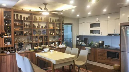 9.6tỷcăn hộ cc 130m2 phố lạc trung, căn góc cực thoáng, 4 ngủ, 3 ban công rộng, view sông cực đẹp